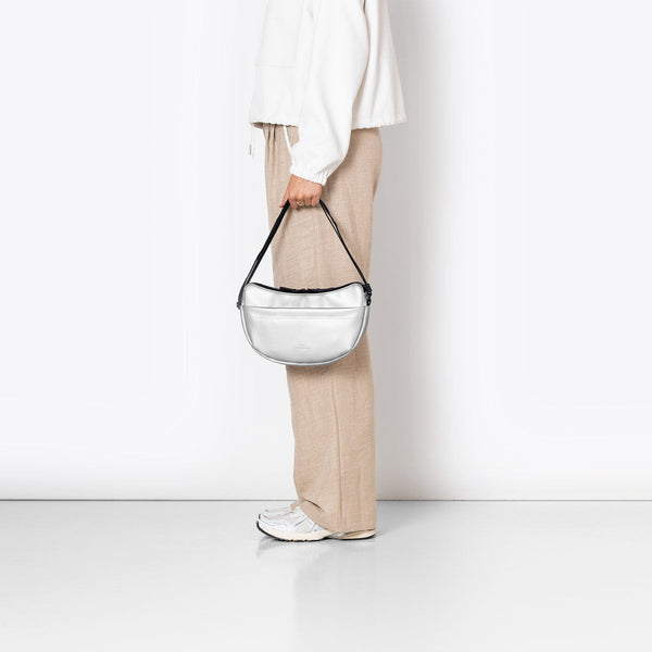 Alva Half-Moon Bag