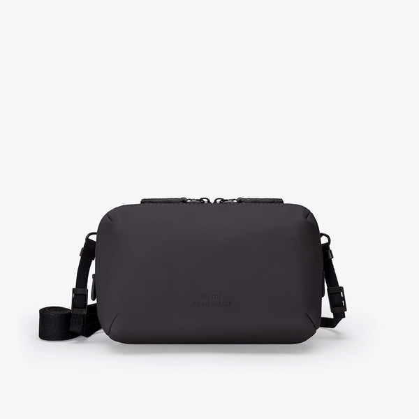 Black / Medium
