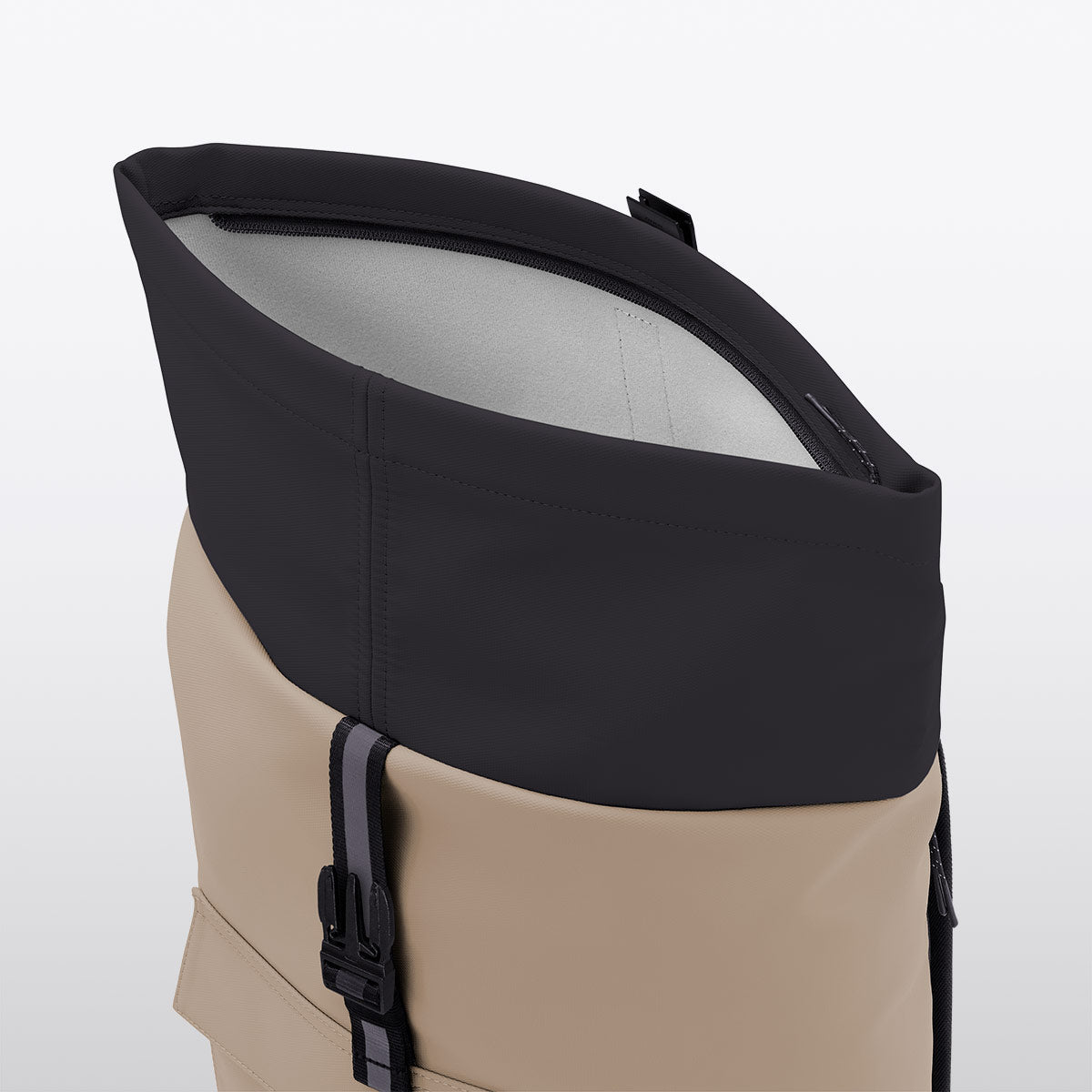 Jannik Roll-Top Backpack - Sand - Black / Medium
