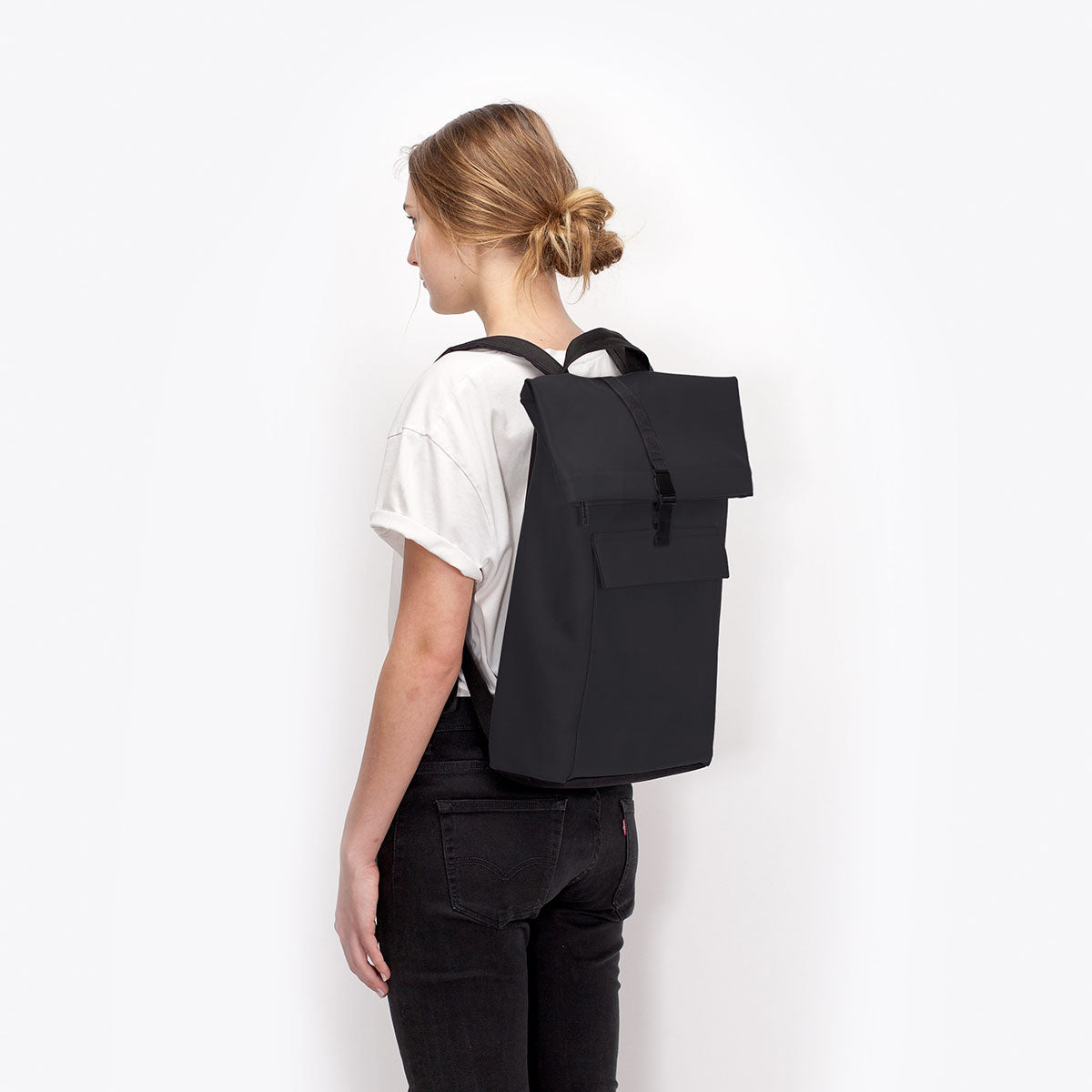 Jannik Roll-Top Backpack - Black / Medium