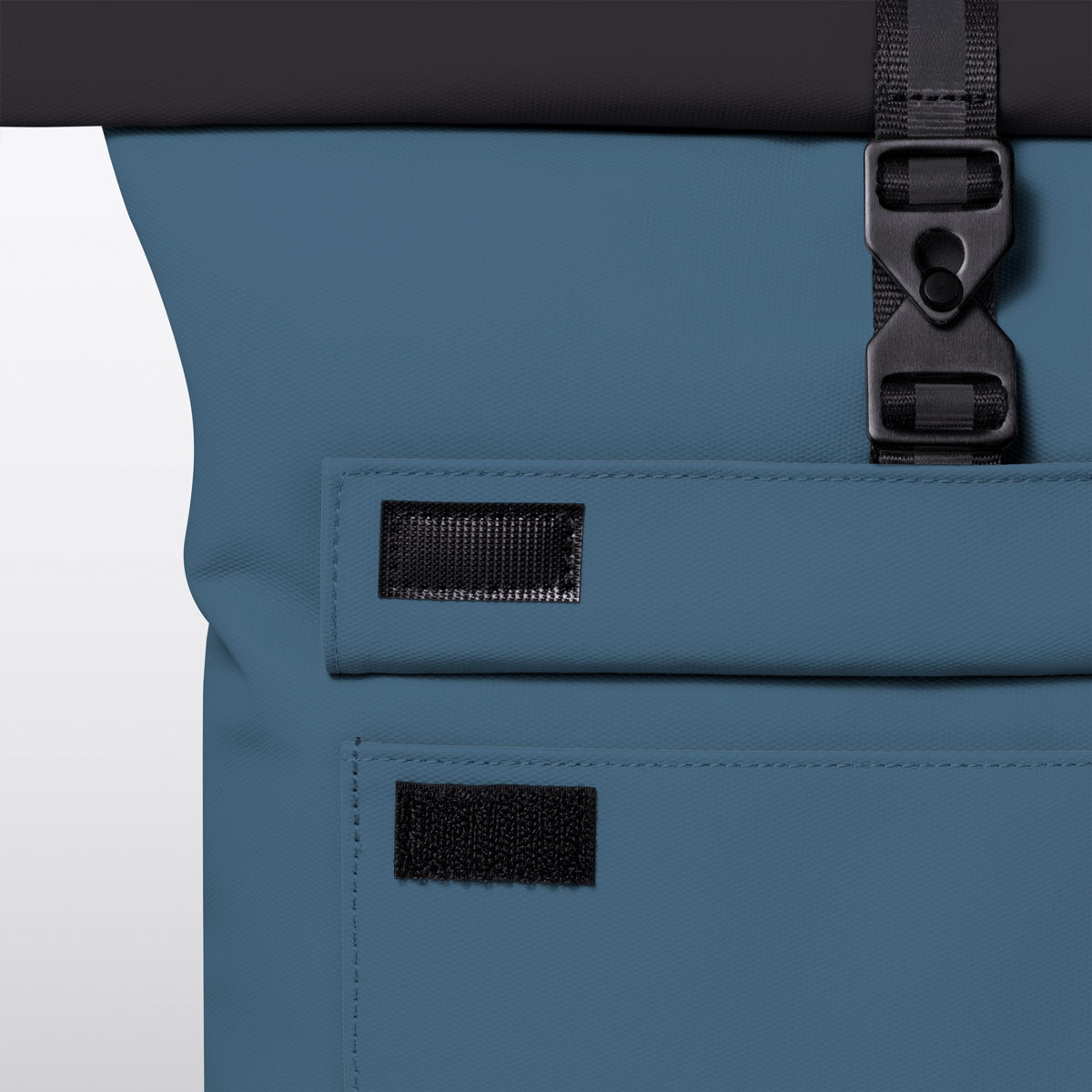 Jasper Roll-Top Backpack - Petrol - Black / Medium