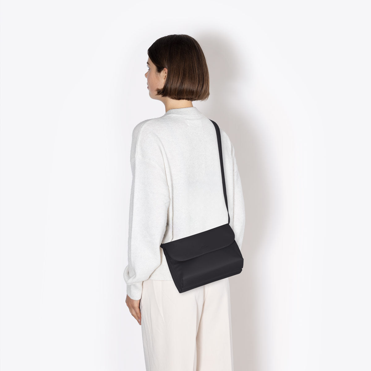 Tomke Shoulder Bag - Black